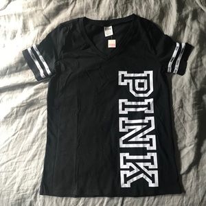 VS Pink T-Shirt